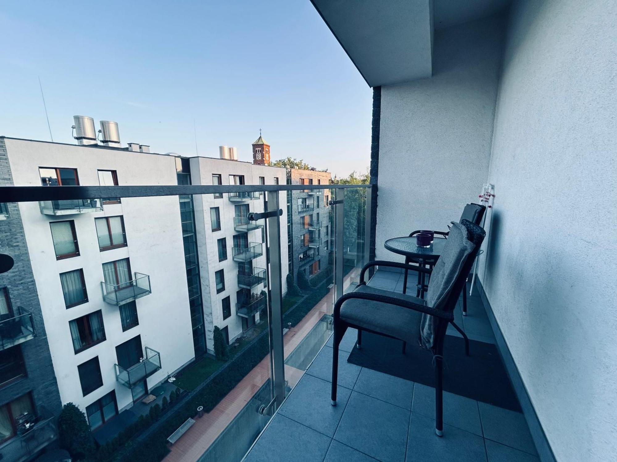Apartmentprestige Central Station クラクフ エクステリア 写真
